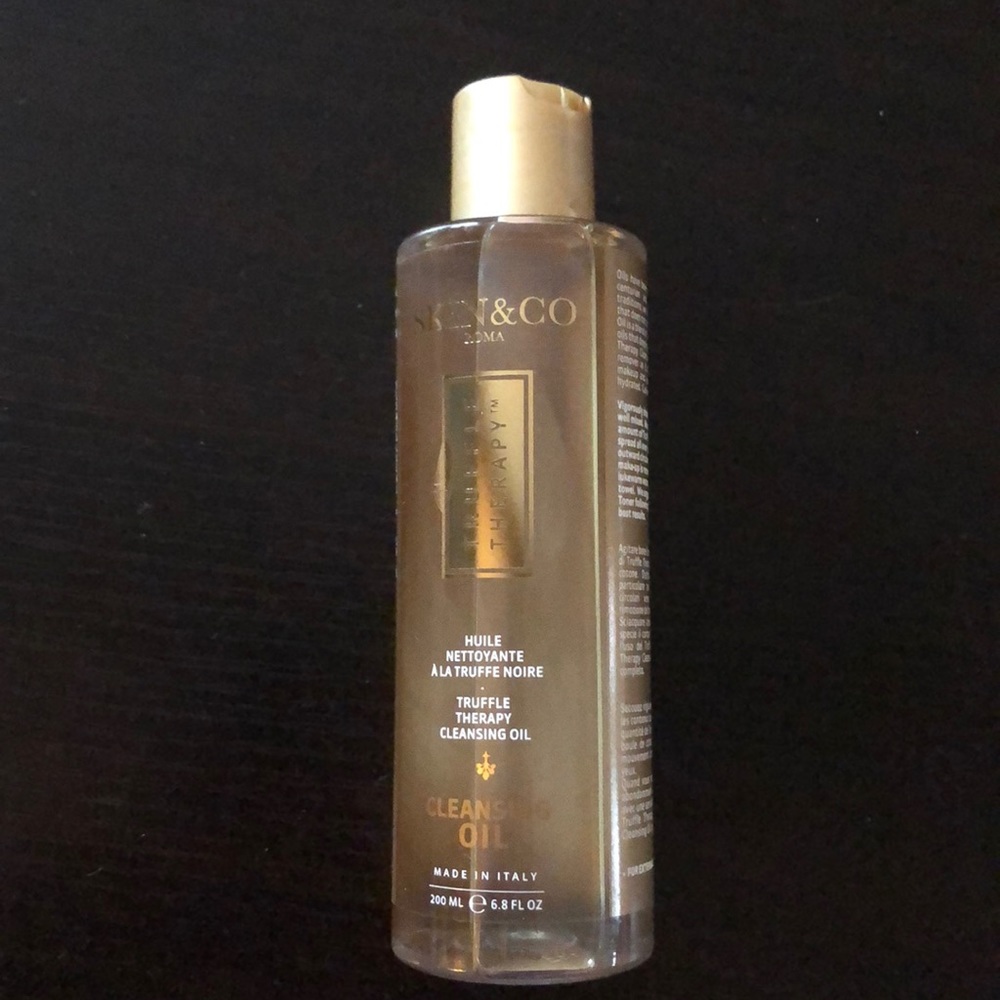 Skin & Co. Truffle Therapy Cleansing Oil
